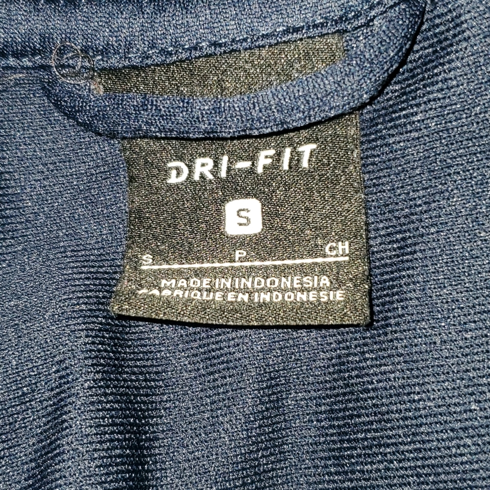 Nike Dri-Fit Jacket - Picture 4 of 4